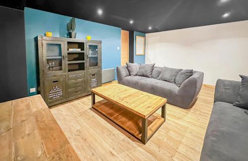 Petite-Synthe House | Retraite Paisible, Jardin, Plages et Centre Animé