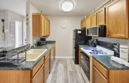 Surfside Beach Condo | Retreat At Glenns Bay 203e 2 Bedroom Condo