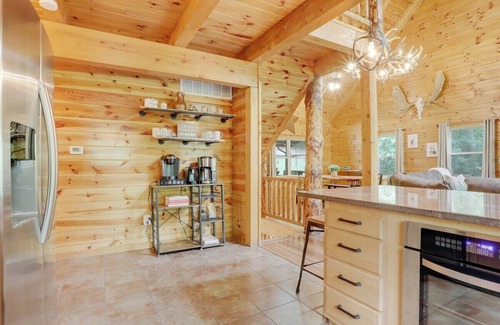 Hallsville Cabin | Retreat at the Cave - Hocking Hills Cabin