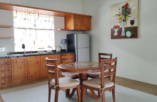 Kampung Sungai Pinang House | Retreat @Balik Pulau with private swimming pool and basketball court,up to 12pax