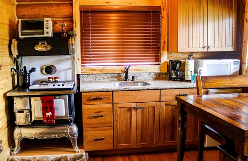 Pagosa Springs Cabin | Retreat Big Groups, Escape Crowds with a Private View, 3 Cabins w/Hot Tub