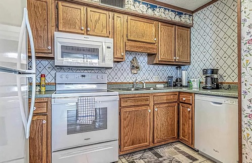 Myrtle Beach Condo | Retreat by the Sea