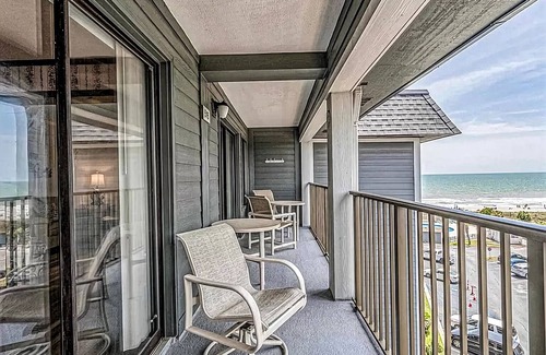 Myrtle Beach Condo | Retreat by the Sea