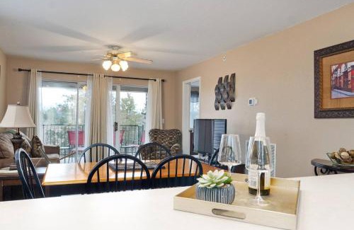 Branson Apartment | Retreat @ the Hills w/Pets and Game Room