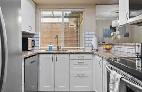 Southwest Carrollton House | Retreat to a Stylish Gem Gorgeous Hideout