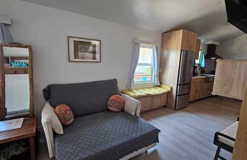 Logan Heights House | Retreat to SD: FamilyFriendly, Conventions,Dowtown,Petco Park,Rady Shell,Beaches