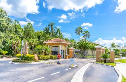 Kissimmee House | Retreat with Themed Rooms