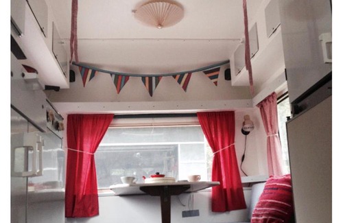 Falkenberg House | Retro Caravan