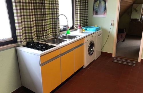 Altensteig Apartment | Retro Ferienwohnung mit Schlossblick im Nordschwarzwald - Biker Willkommen!