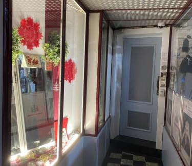 Namur Apartment | Retro Parisian Apartment - 2 Persons - Spacious 75m2 and fully equipped - IN city center