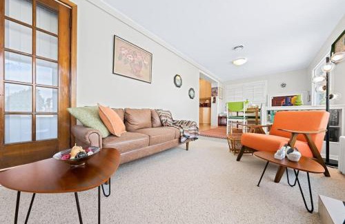 Willowdale House | Retro private room near Finch, Retro house, Wi-Fi