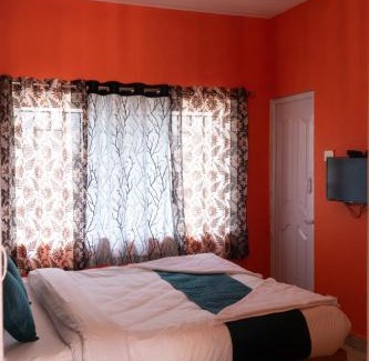 Kandal Apartment | Retro Radiance