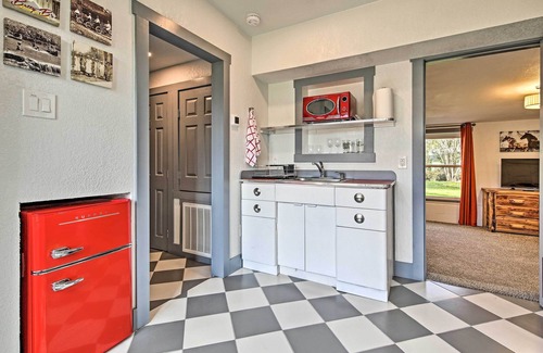 Blanco House | Retro Updated Blanco Abode - Steps to Main Street!
