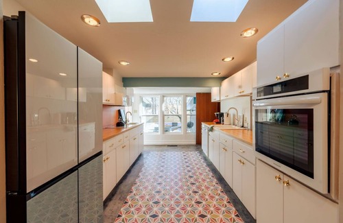 Heber Springs House | Retro vibes of the 50's, 60's, and 70's with amazing outdoor pool area!