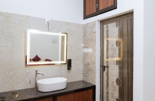 Udupi Apartment | Reunion Arya Studio Stays