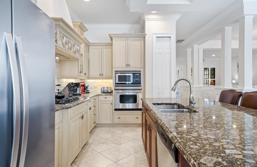 Reunion House | Reunion Luxury Home, PrivatePool/Spa, on Golf Course; 6 miles from Disney!
