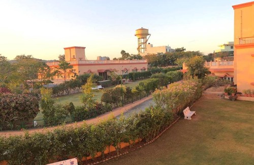 Nathdwara Hotel | Reva Prabhu Sadan