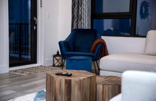 Revelstoke House | Revelstoke Marvel - Two Bedroom with Hot Tub