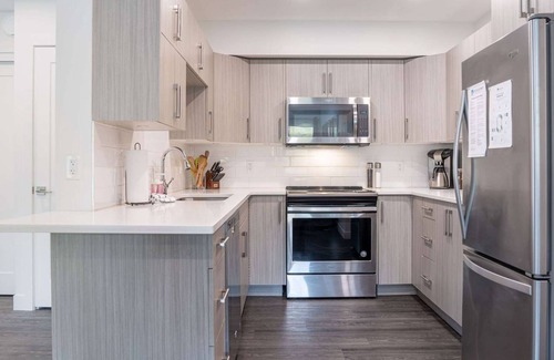 Revelstoke Condo | Revelstoke - Private Hot Tub and Garage! | Granite Ridge Condo