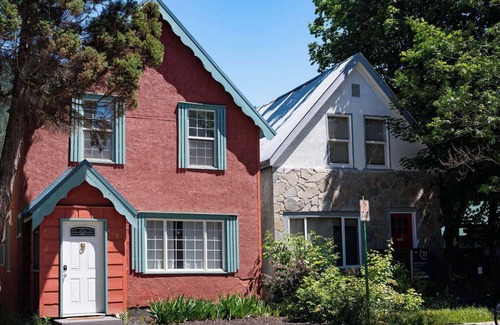 Revelstoke House | Revelstoke - The Downtown Hive