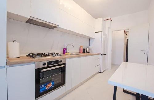 Iasi Apartment | Reverie silent & intimate