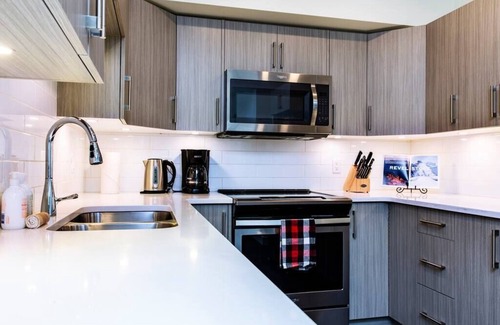 Revelstoke Condo | Revy Pow Pad - Private Hot Tub, 3 Bedroom Condo