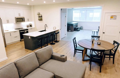 Revelstoke Apartment | Revy To Go - Unique 2-Bedroom Condo
