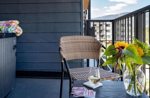 Revelstoke Apartment | Revytalise - Cozy 3 Bedroom Condo