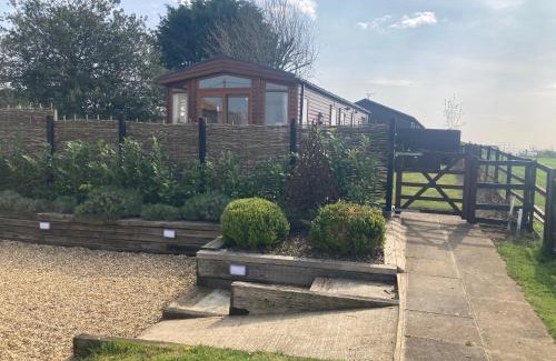 Seend Apartment | Rew Farm Country and Equestrian Accommodation - Sunset Lodge