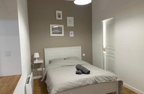 Douai Apartment | Reyloft Situé au cœur de Douai & Wifi fibre