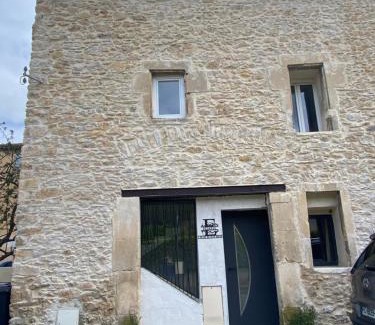 Bagnols-sur-Ceze Apartment | REZ de jardin moderne 4 chambres 8 personnes jardinet