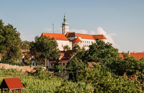 Mikulov Apartment | REZAVY