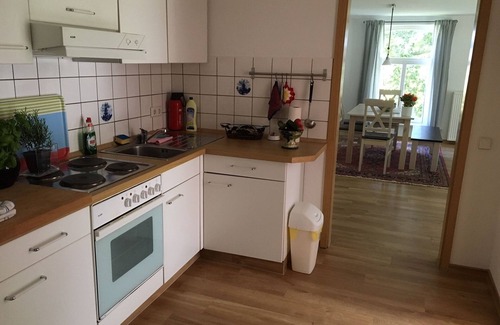 Bunde Apartment | Rheiderland - Large apartment on a park-like plot near Dollart