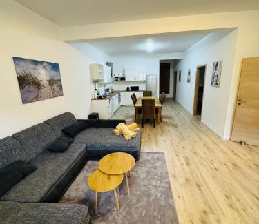 Rheidt Apartment | RheinZeit Apartment Köln Bonn