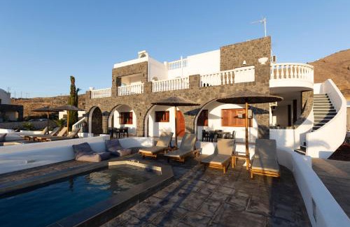 Imerovigli Apartment | Rhenea Resort