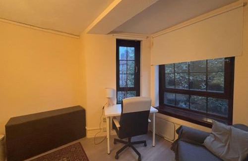 Hoxton West Apartment | Rhodes house