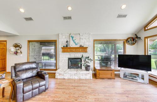 Log Cabin House | Rhodes Retreat with Dock on Cedar Creek Lake!