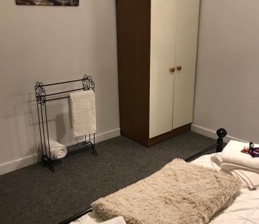 Ruthin House | Rhos cottage Ruthin