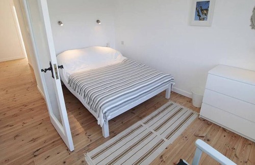 Crynant House | Rhossili Reach in the beautiful Swansea