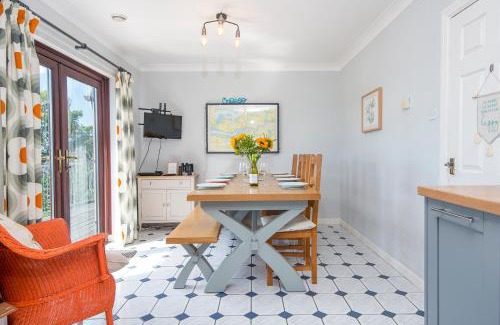 Neyland House | Rhyd Y Groes