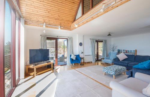 Neyland House | Rhyd Y Groes