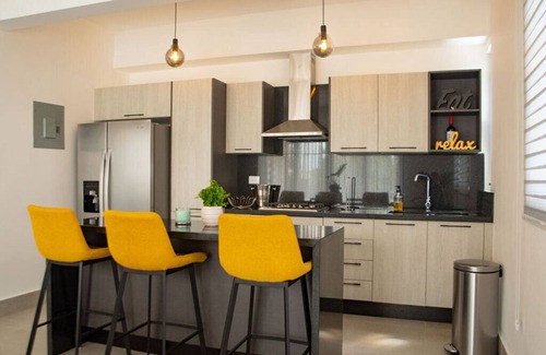 Santiago Province Apartment | ⭐️💫Rialto Residences| Luxury 2 Bedrooms| Pool&Gym✨