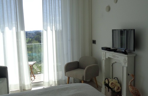 Portimao Bed & Breakfast | Ria Suites - Bed and Breakfast