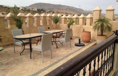 Ain Azlitan House | Riad Adarissa