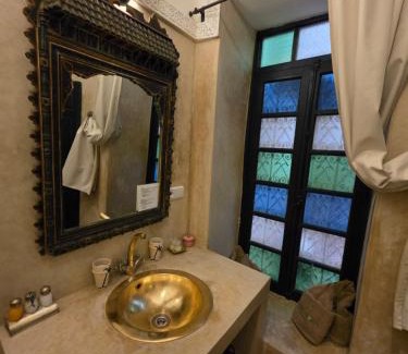 Mouassine House | Riad Aloes & Spa