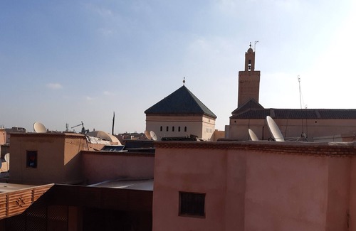 Diour Jdad Bed & Breakfast | Riad Andaloussia (guest house) located in the old medina of Marrakech