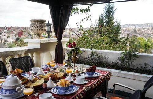 Zekkak Er Roumane House | Riad Arabesque & Spa