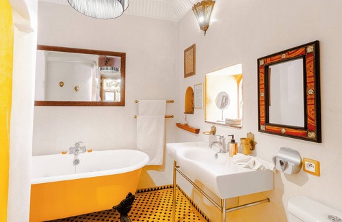 Sidi Ben Slimane El Jazouli House | Riad Asrari