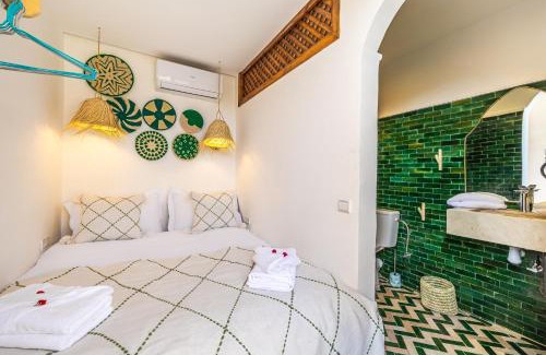 Kasbah Villa | Riad B&Z privatif avec piscine et petit dejeuner offert