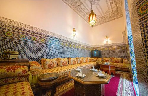 Layoun House | Riad Baba